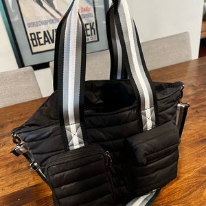 Think Rolyn Junior Winan camo bag with elevated pockets